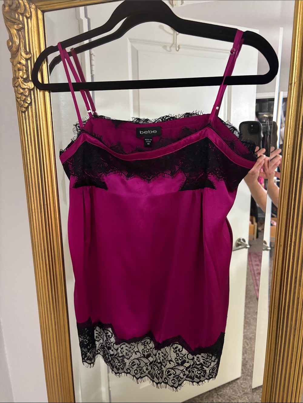 Bebe fuchsia pink 100% silk cami/top size medium (6-8)